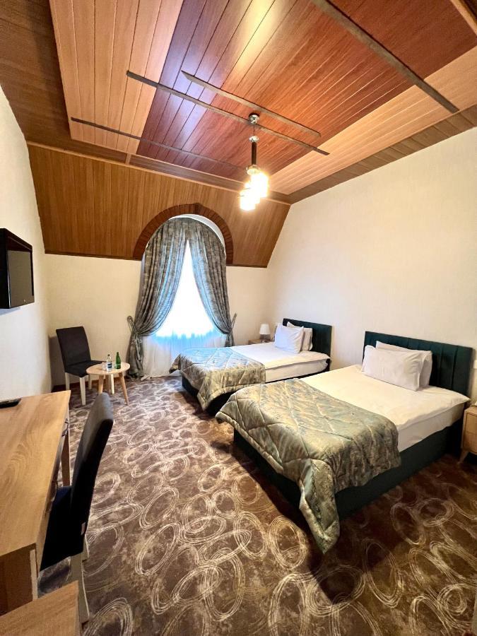 Cinema Boutique Hotel Gandja Eksteriør billede