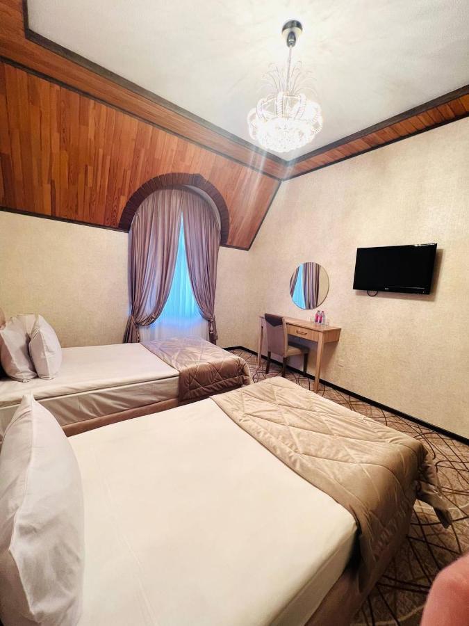 Cinema Boutique Hotel Gandja Eksteriør billede
