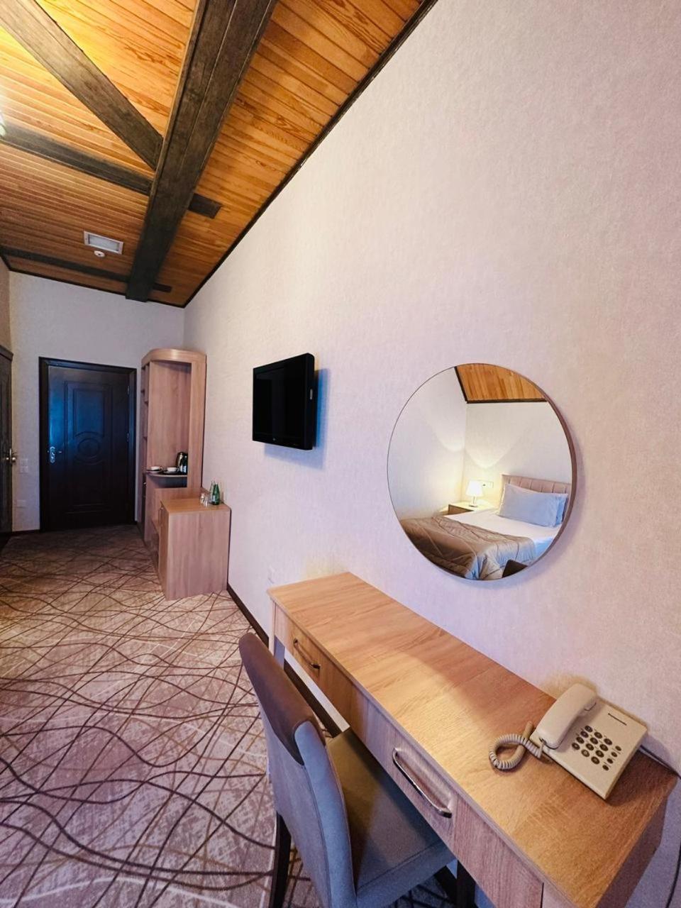 Cinema Boutique Hotel Gandja Eksteriør billede