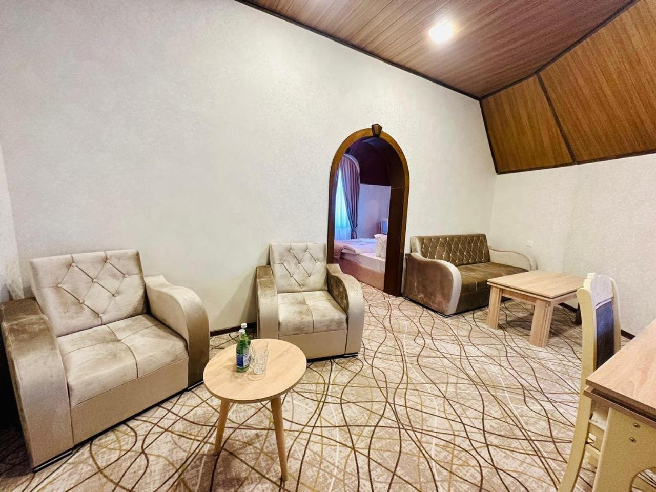 Cinema Boutique Hotel Gandja Eksteriør billede