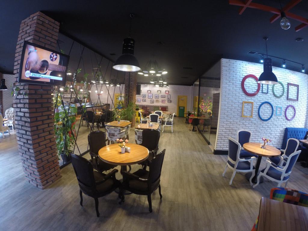 Cinema Boutique Hotel Gandja Eksteriør billede